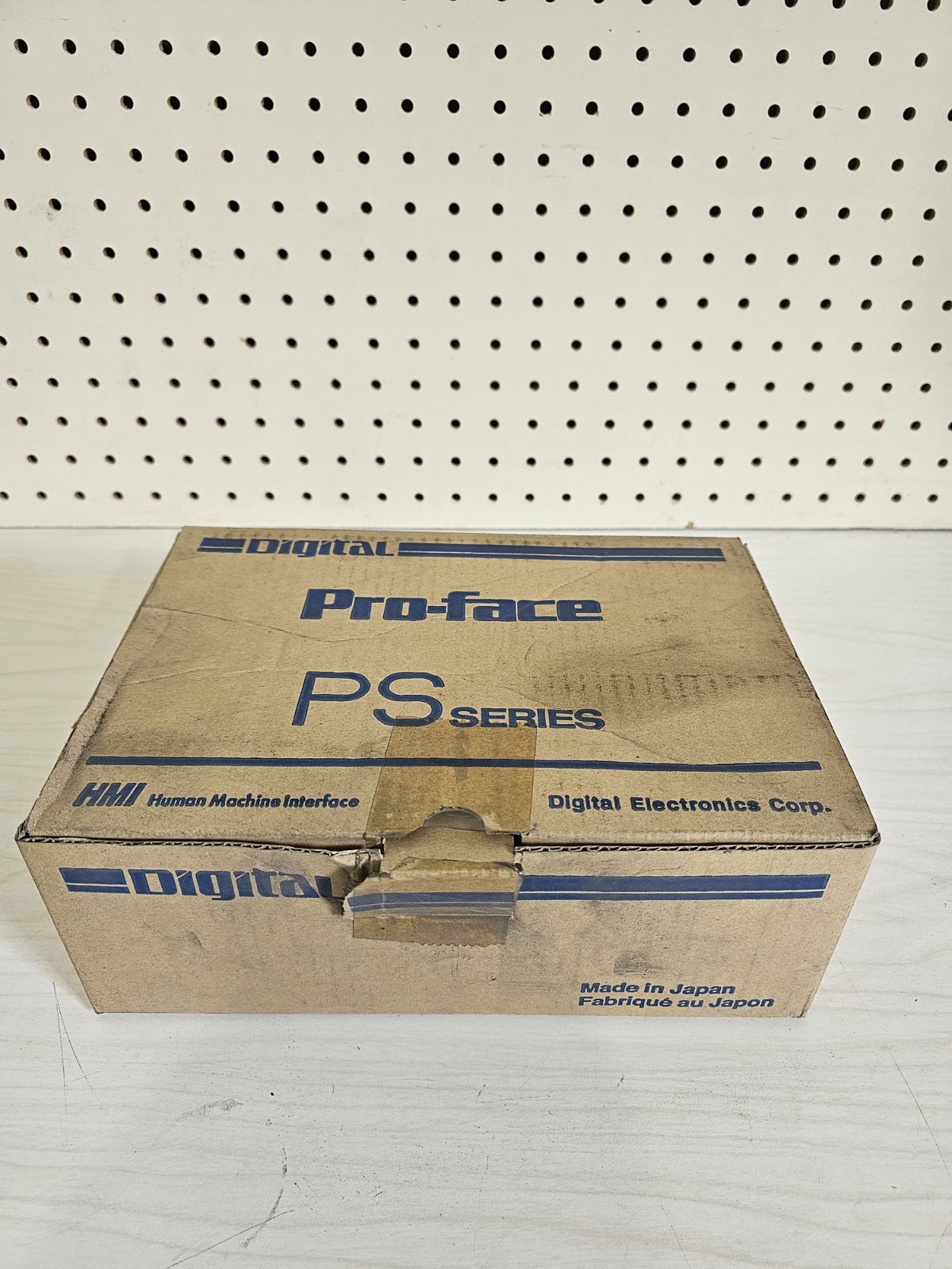 New Digital Electronics Pro-face Bus Conversion Unit Panel 2980020-03 PSM-CONV00