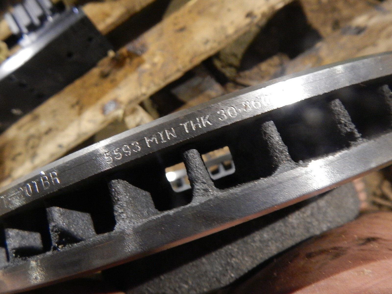 NEW Rotor 5593 min Thick 30.86mm PT-20TBR *FREE SHIPPING*