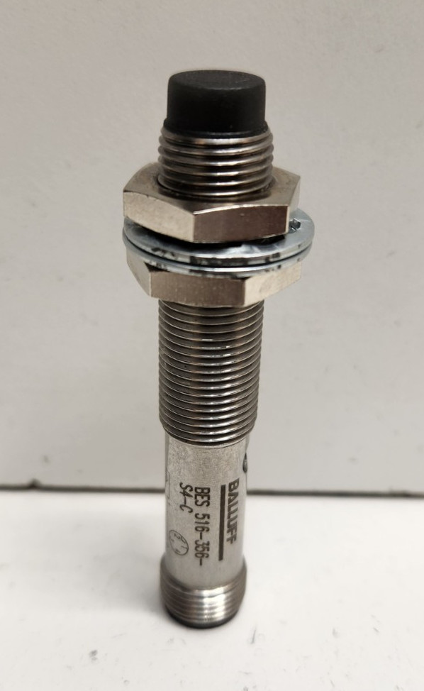 NEW NO BOX! BALLUFF 30V INDUCTIVE PROXIMITY SENSOR BES01H6 BES 516-356-S4-C