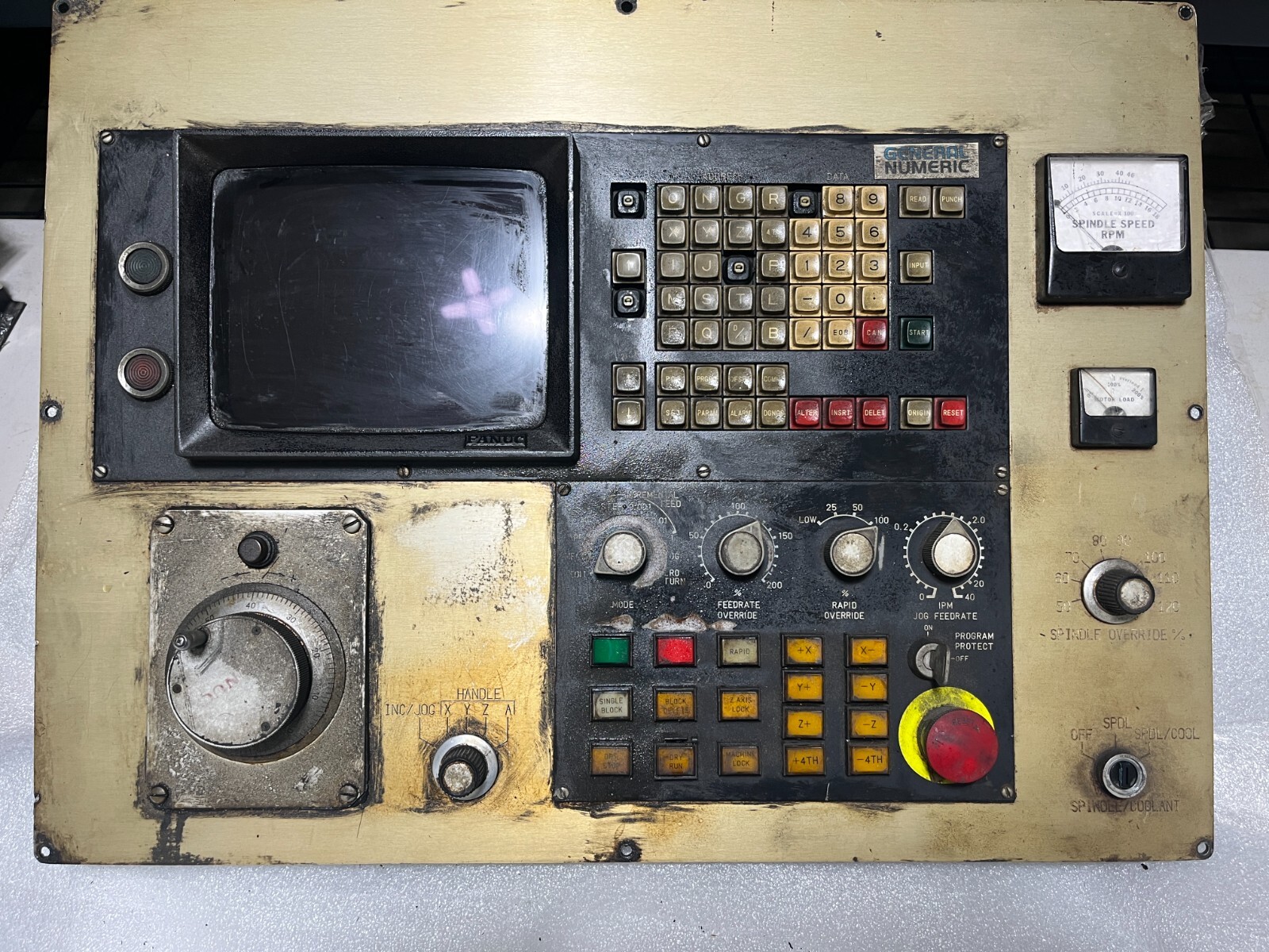 FANUC SYSTEM 6T MDI/CRT UNIT A02B-0051-C012 W/ A61L-0001-0072 & A20B-0007-0030