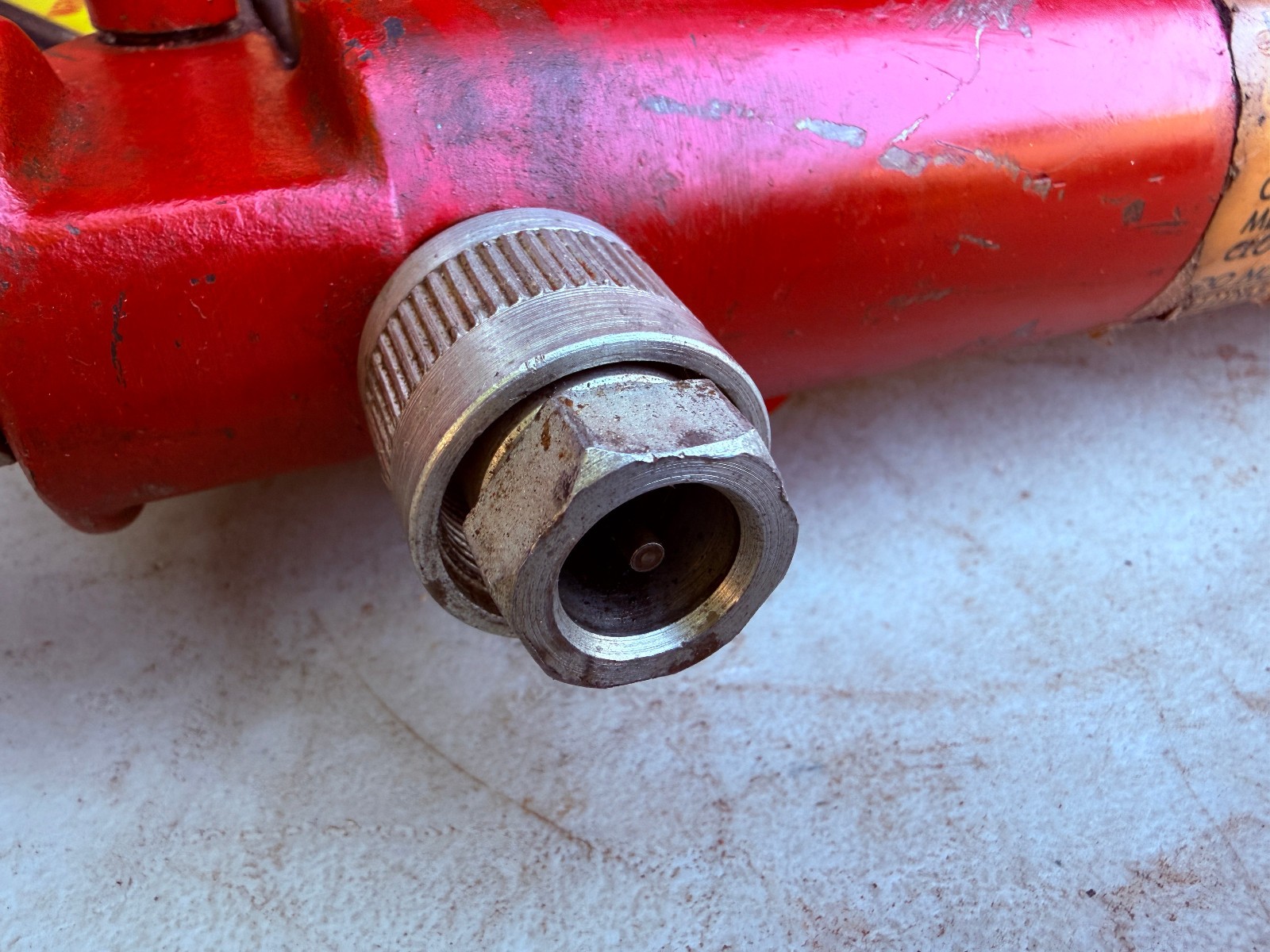 HKP Hydraulic Soft Nut Splitter w/ Cylinder – Needs Refill – 1780PQ 1713PQ