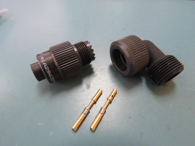 SPACECRAFT JF9816PMA10SL-4S Qty of 1 per Lot 2 position connector with pins