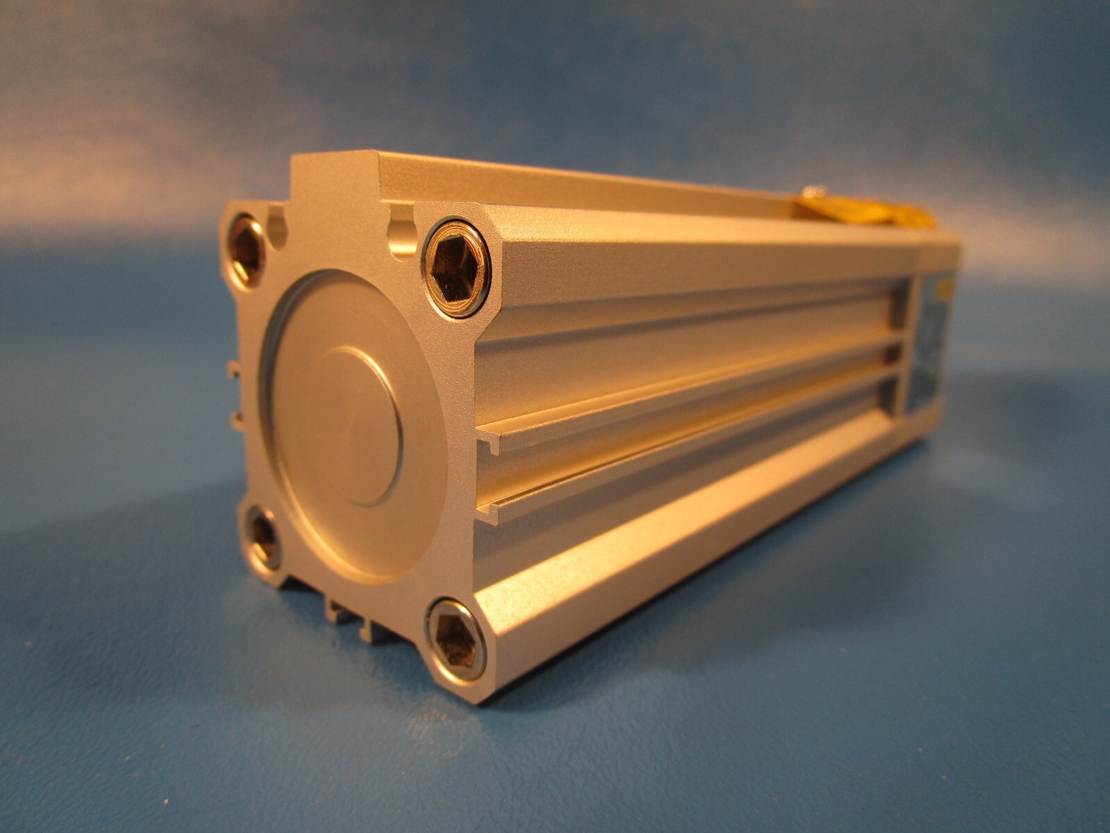 SMC CDLQA32-75DC-B Compact Lock Cylinder, low profile design