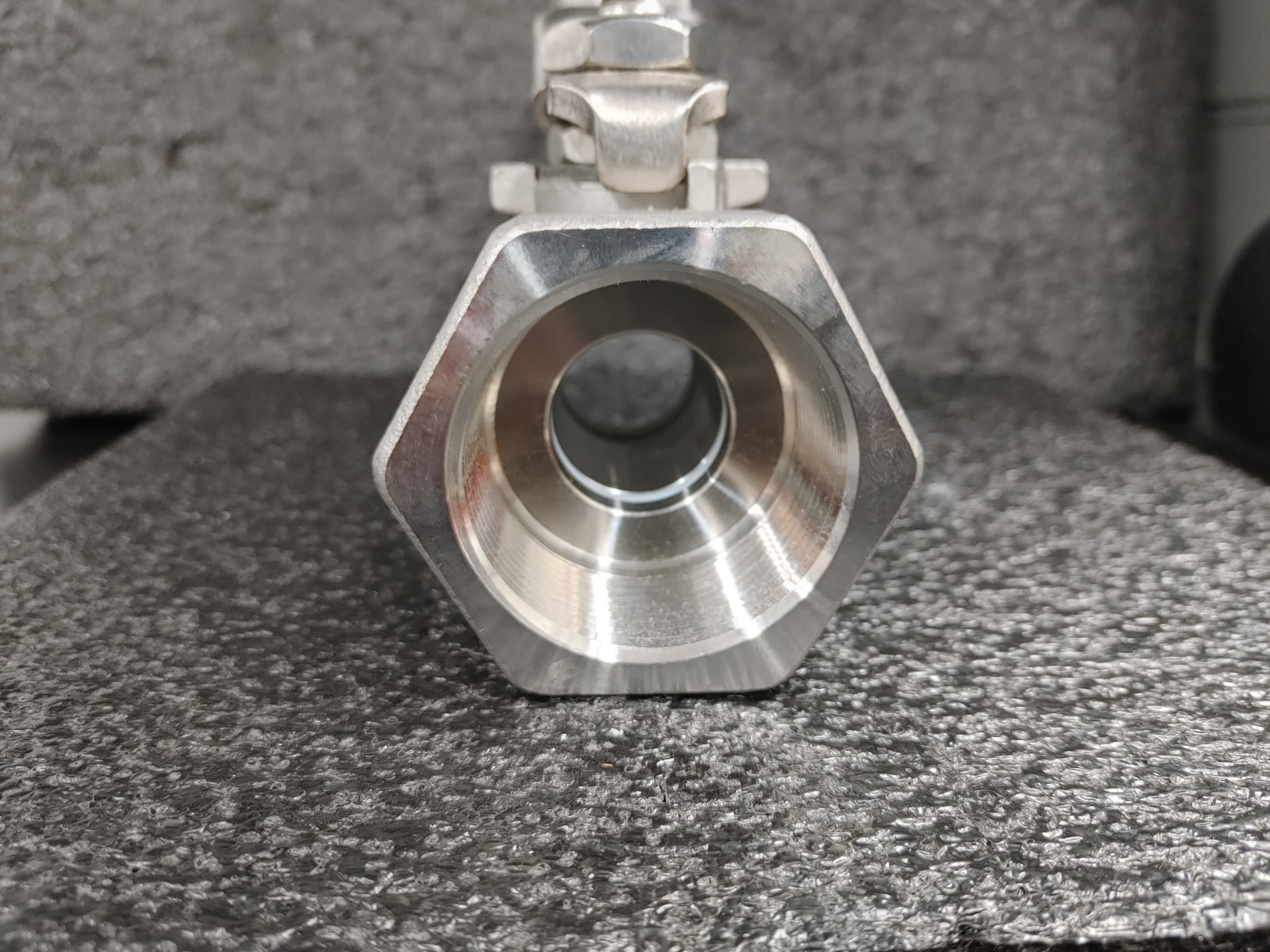 JAMESBURY J 1 1/2 CF8M BODY 2000 SEAT 1000 Ball Valve