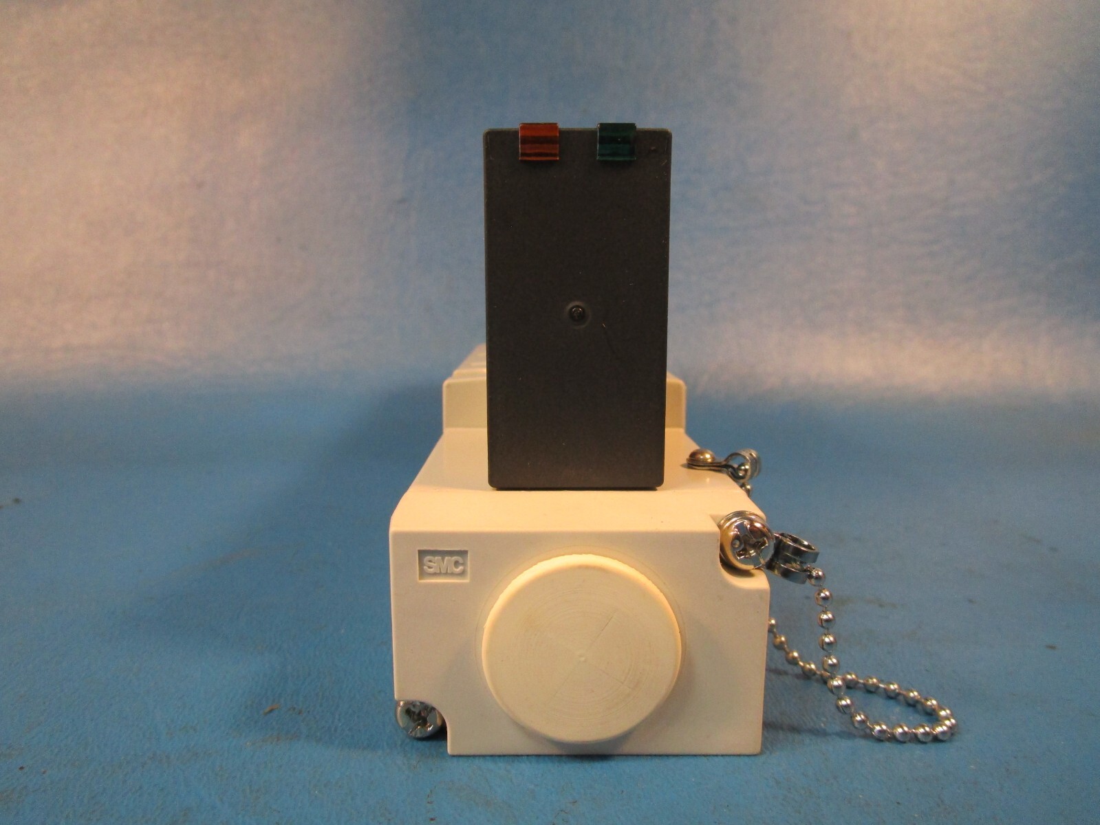 SMC VQ4501-5B-02N, VQ4501-5B valve, 3 position, plug-in(dc), VQ4000 VALVE