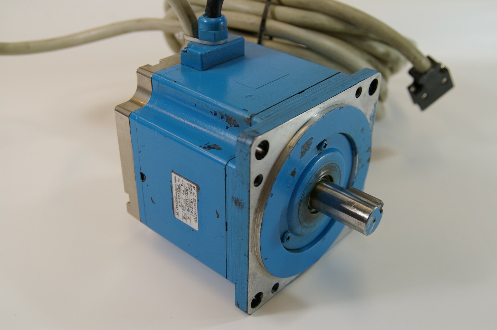 Yaskawa SGMP-15V314T Servo Motor
