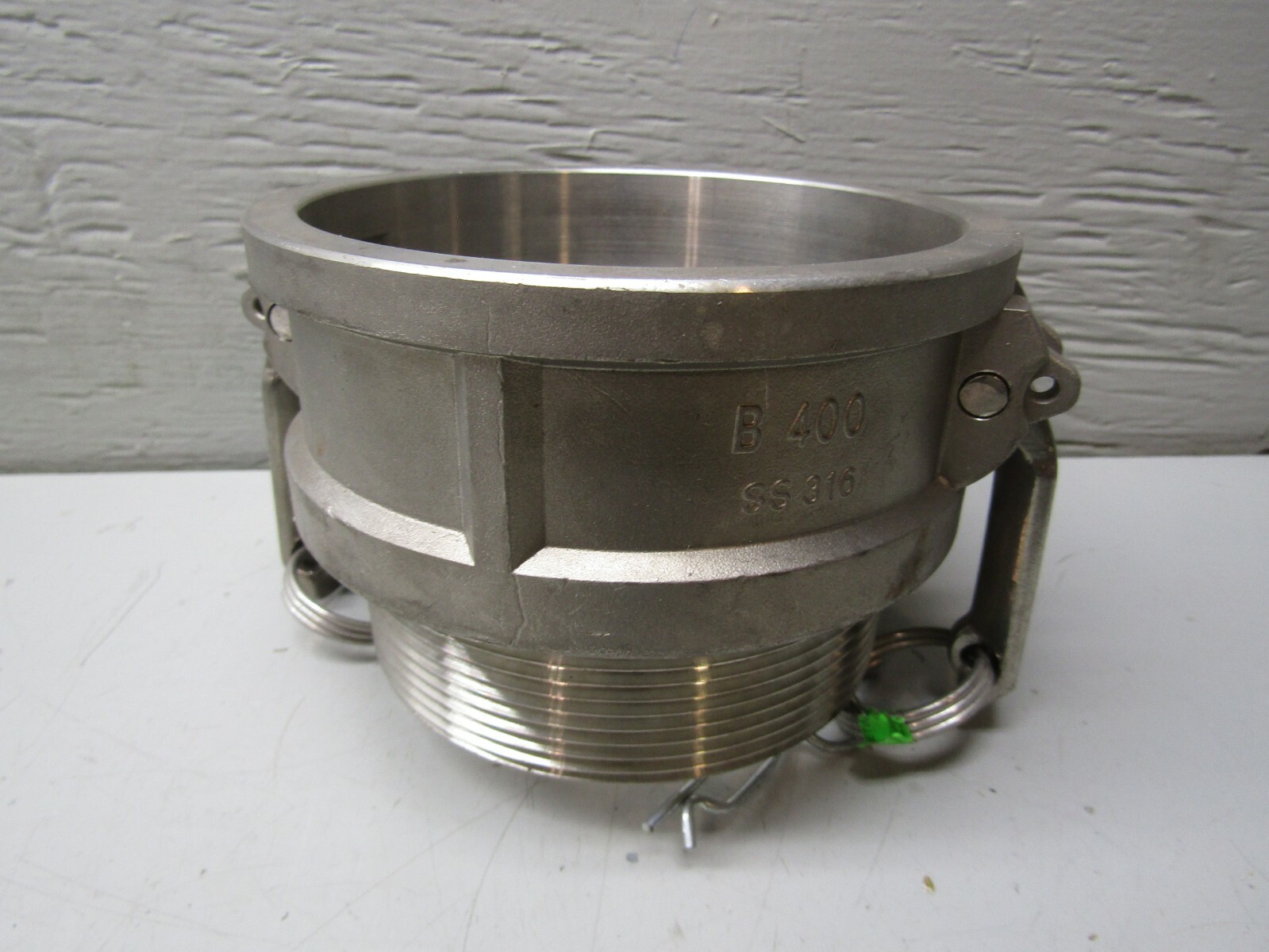 Kuriyama B400-SS 4″ Female Coupler x Male NPT