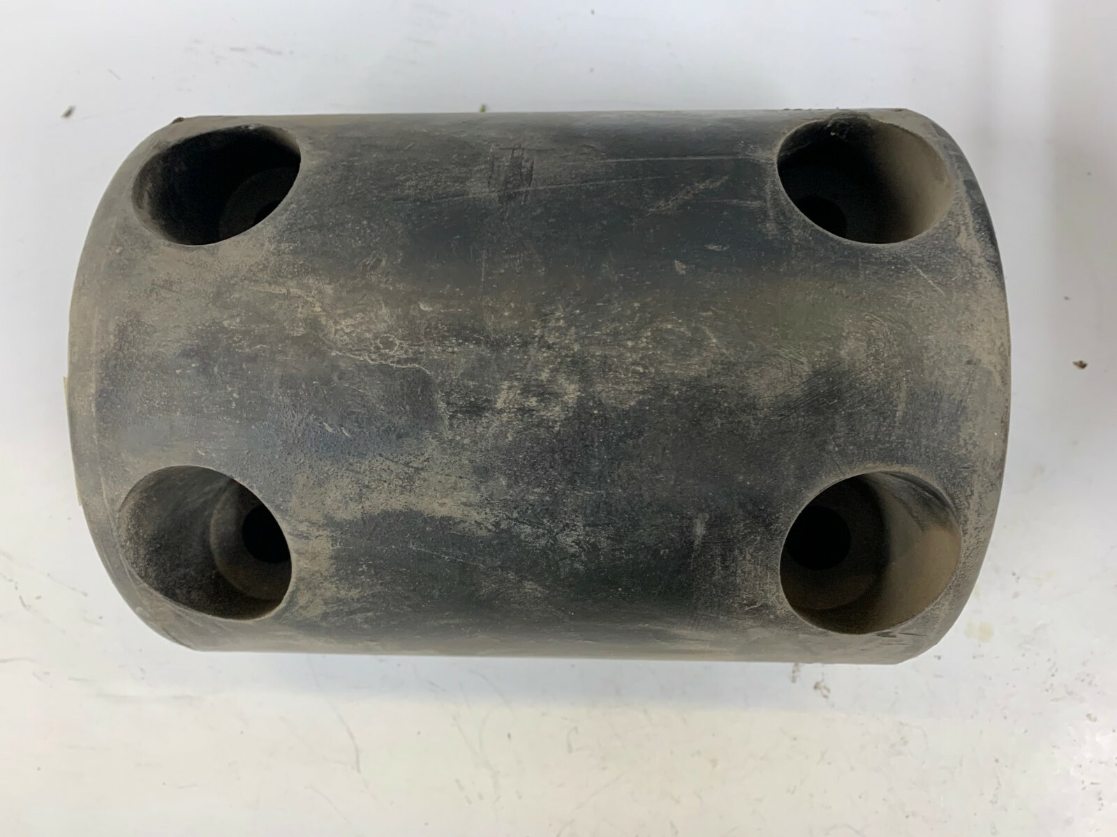MCMASTER SKATE CATWALK BUMPER, 21685T16, 7-1/2″ X 5-1/2″ X 3-3/4″