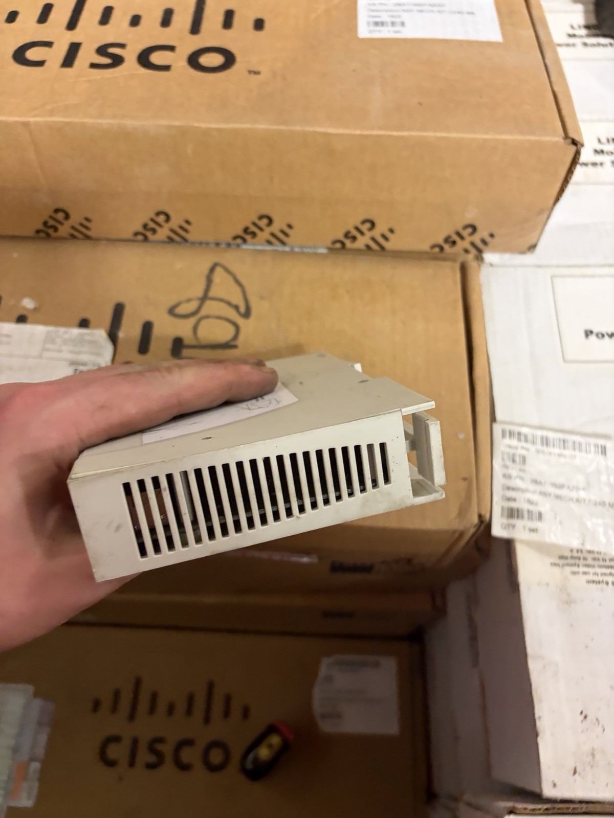 SCHNEIDER TCSESU083FN0 CONNEXIUM SWITCH 8TX MODICON USED