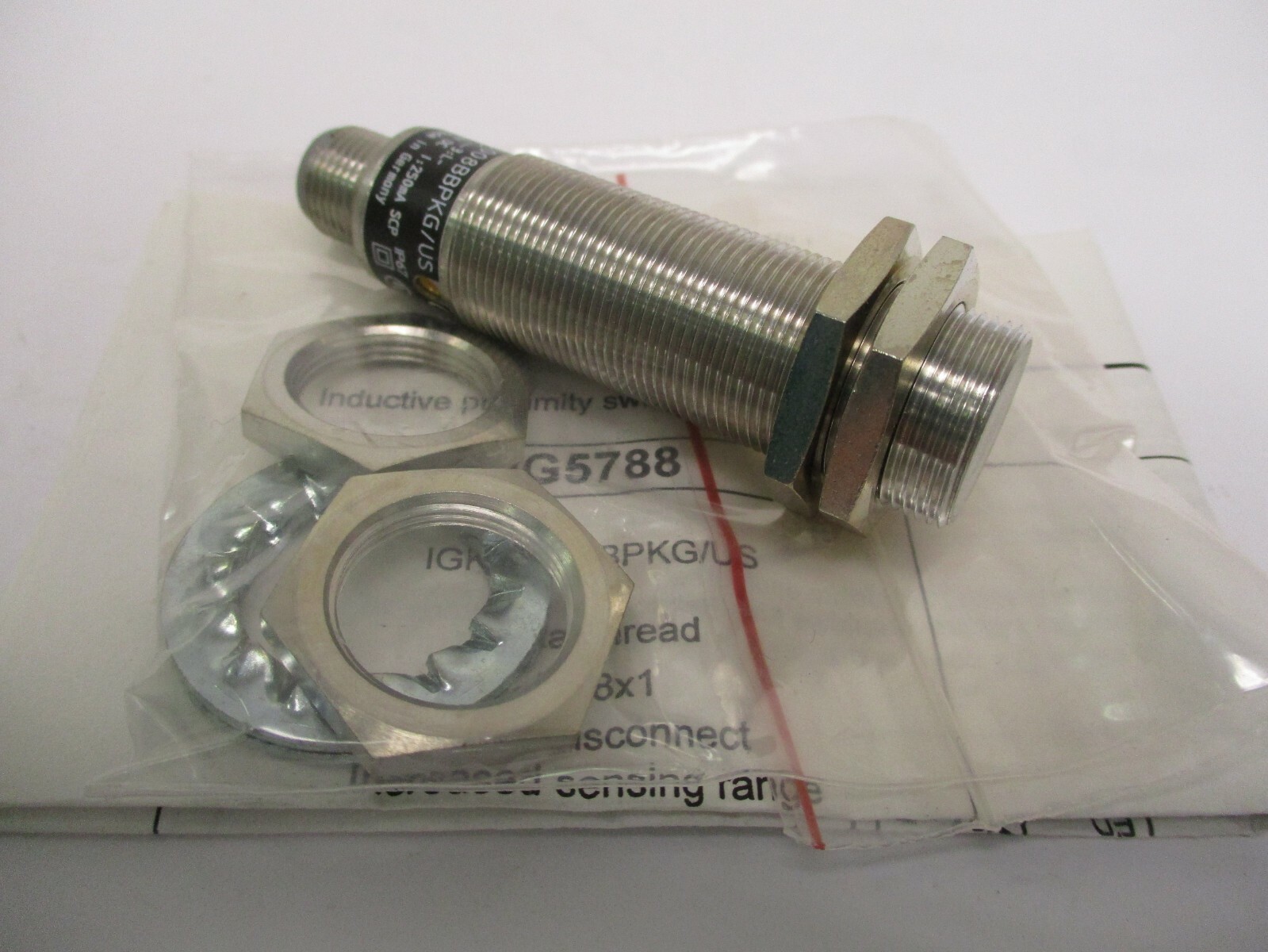 New Open Box ifm efector 100 Inductive Proximity Switch IGK3008BBPKG A2715DH