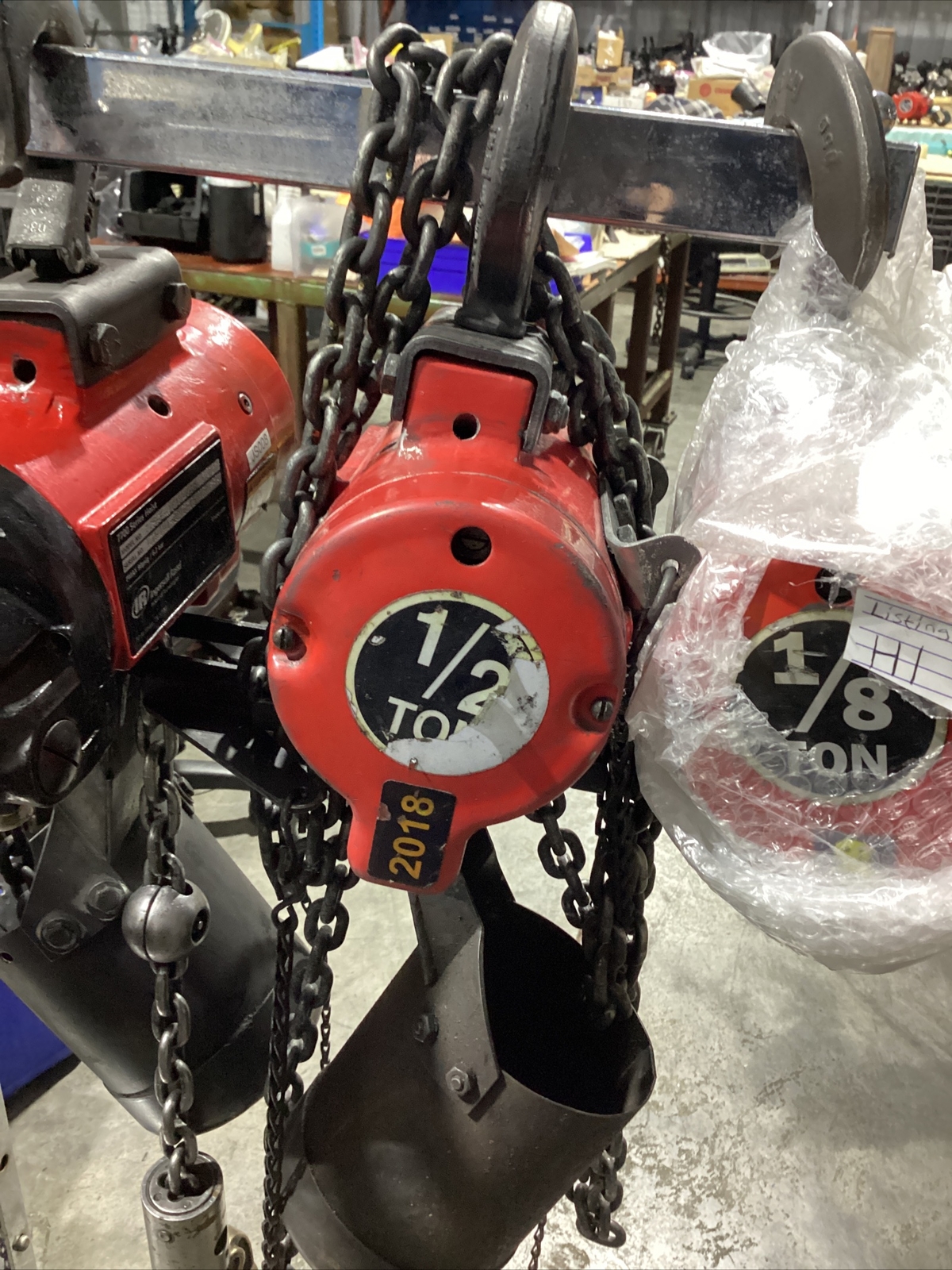 Aro/Ingersoll 1/2 Ton Pneumatic Hoist 7756E-1C15-C110 1000lb x 90 PSIG Capacity