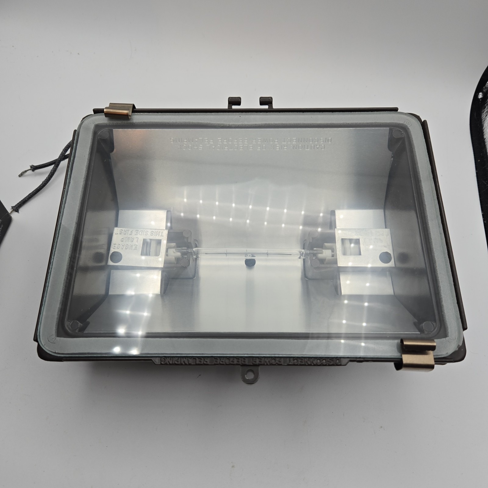 American Electric Quartz Halogen Flood Light NOS USA Made 300 Watts DR300Q NIB