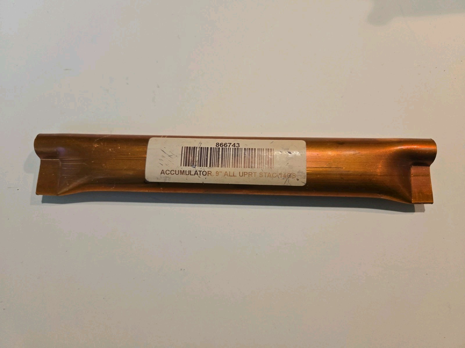 True 866743 Accumulator, 9″, All Upright S TAC-14GS. Open Box