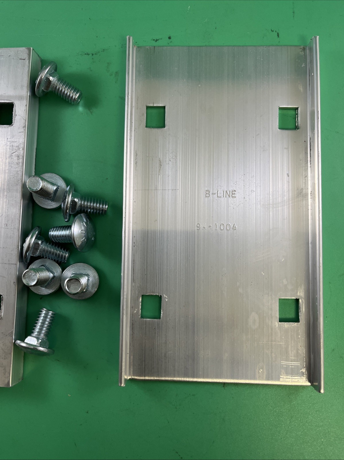 B Line 9A-1004 Wedge Lock Splice Plates 1813 One set