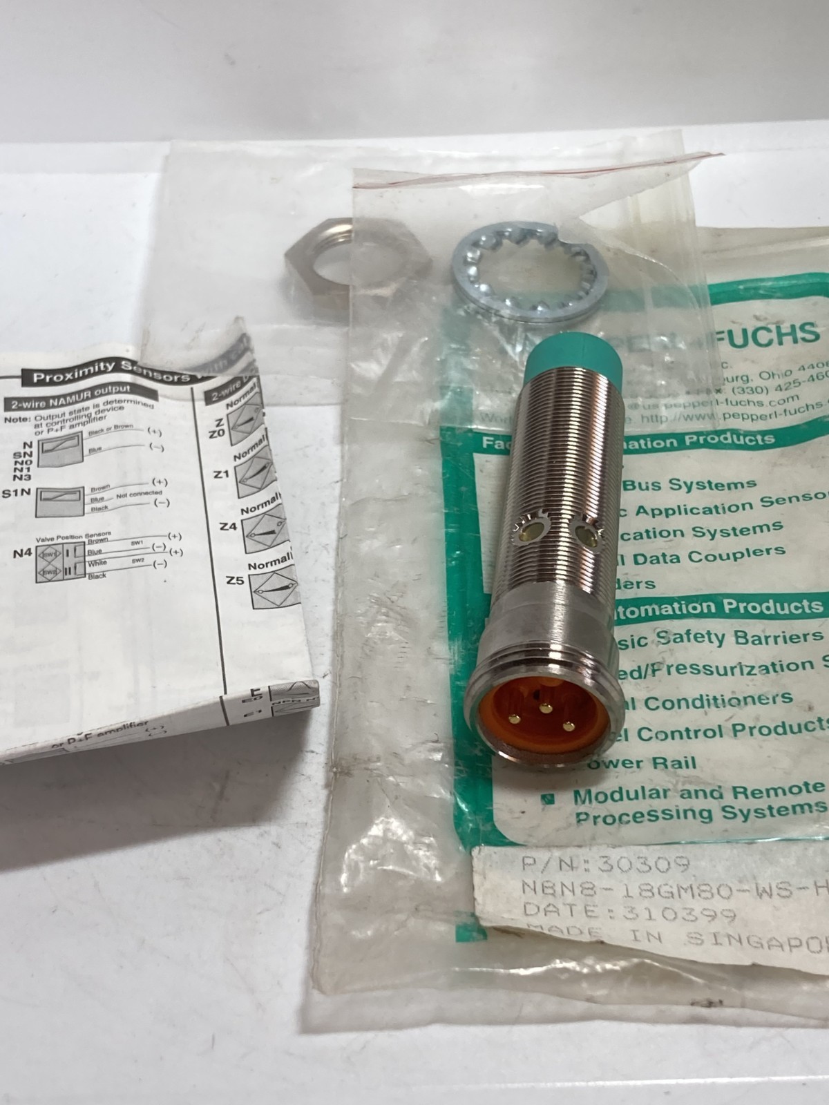 PEPPERL+FUCHS NBN8-18GM80-WS-H77 PROXIMITY SENSOR 20-250VAC 45-65HZ NIB