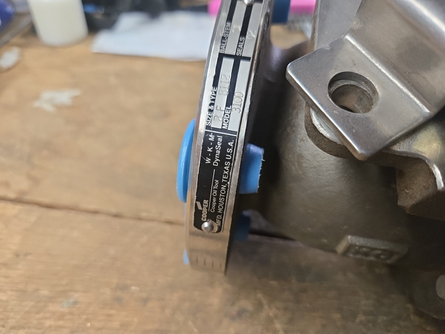 Cooper WKM Dynaseal Ball Valve Mod 310D 275 PSI 2F B112