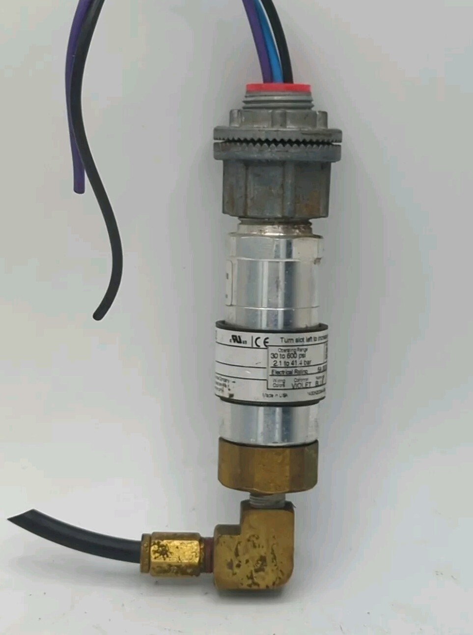 UNITED ELECTRIC 10-C12 30-600PSI 21-41.4 5A 250VAC