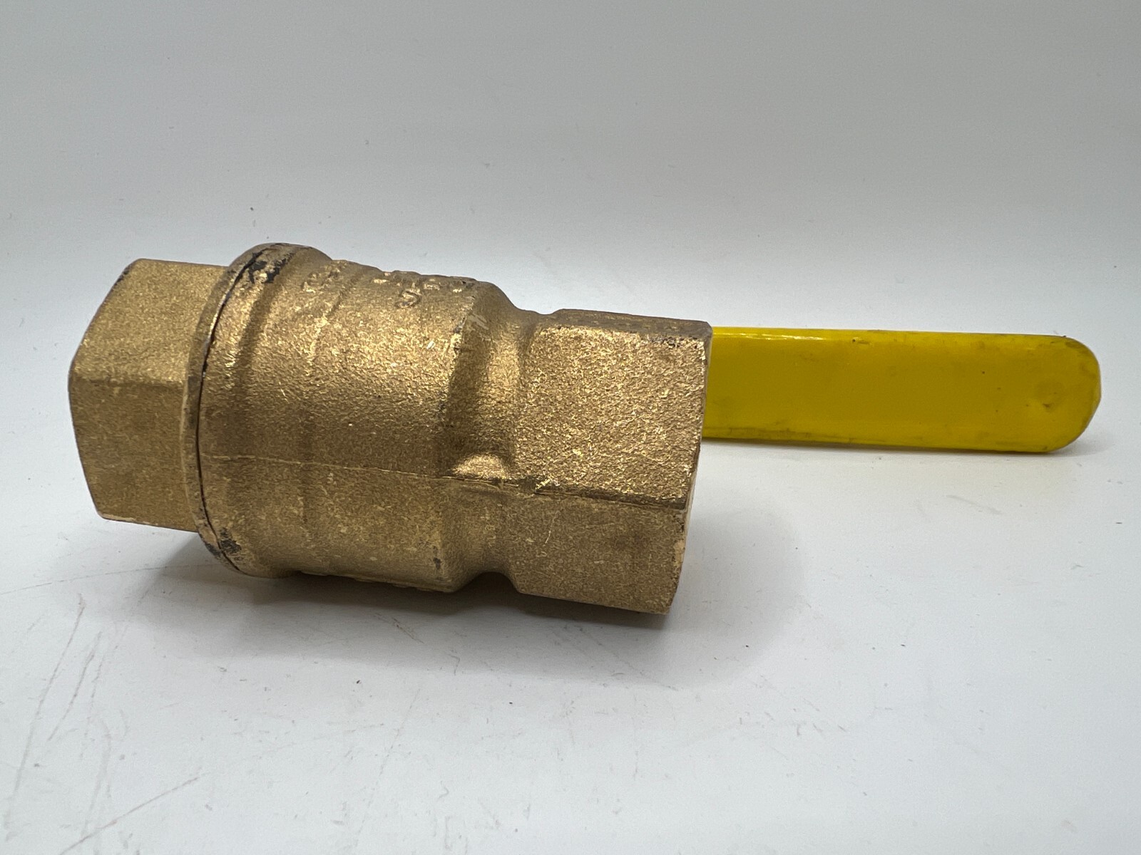 Jomar 3/4″ TWO PIECE BRASS, GAS SHUT OFF BALL VALVE T-100NE