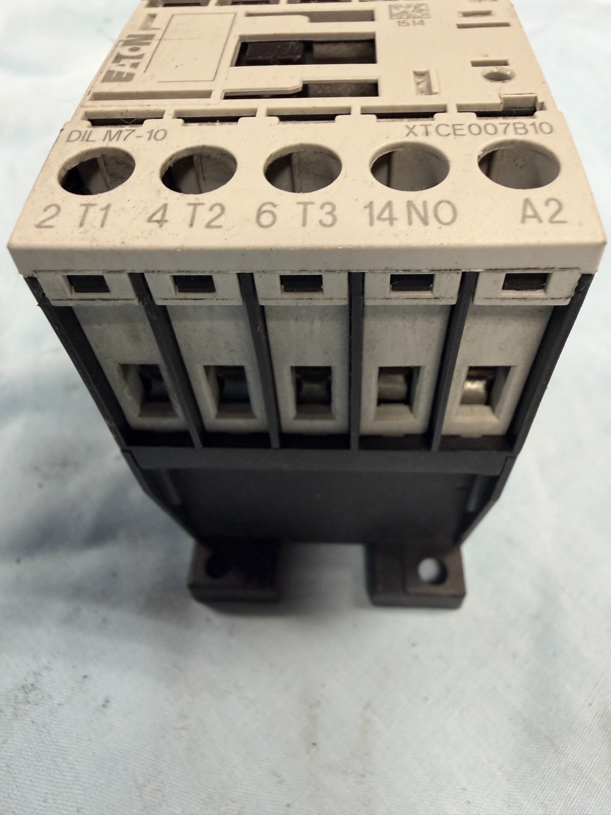 EATON IEC/EN 60947-4-1 CONTACTOR M007B XTCE007B10