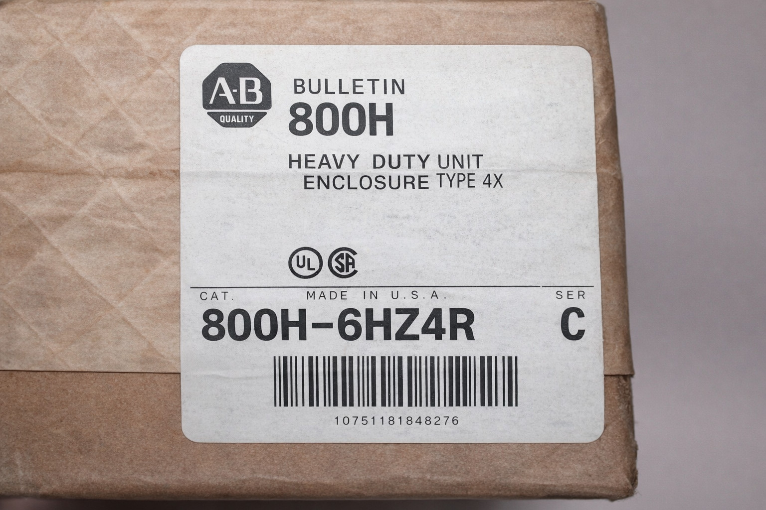 NEW IN BOX ALLEN-BRADLEY 800H-6HZ4R 6-HOLE PUSHBUTTON ENCLOSURE 800H-6HZ4