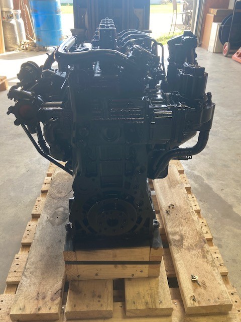 REMANUFACTURED BOBCAT DOOSAN HYUNDAI DM02 D24 DIESEL ENGINES SKID STEER LOADERS