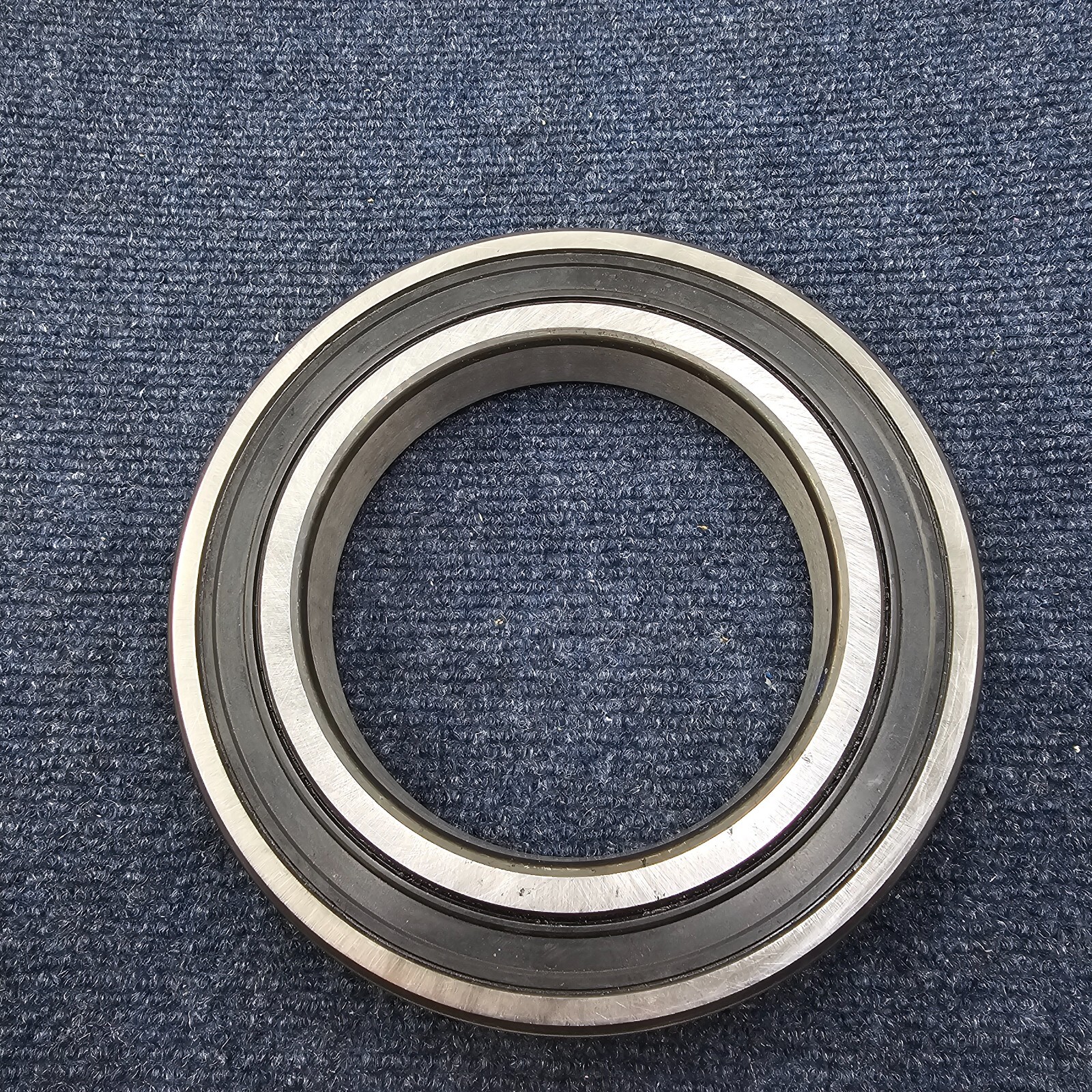 SKF Explorer 6022 -2RS1 22 104u Deep Groove Ball Bearing