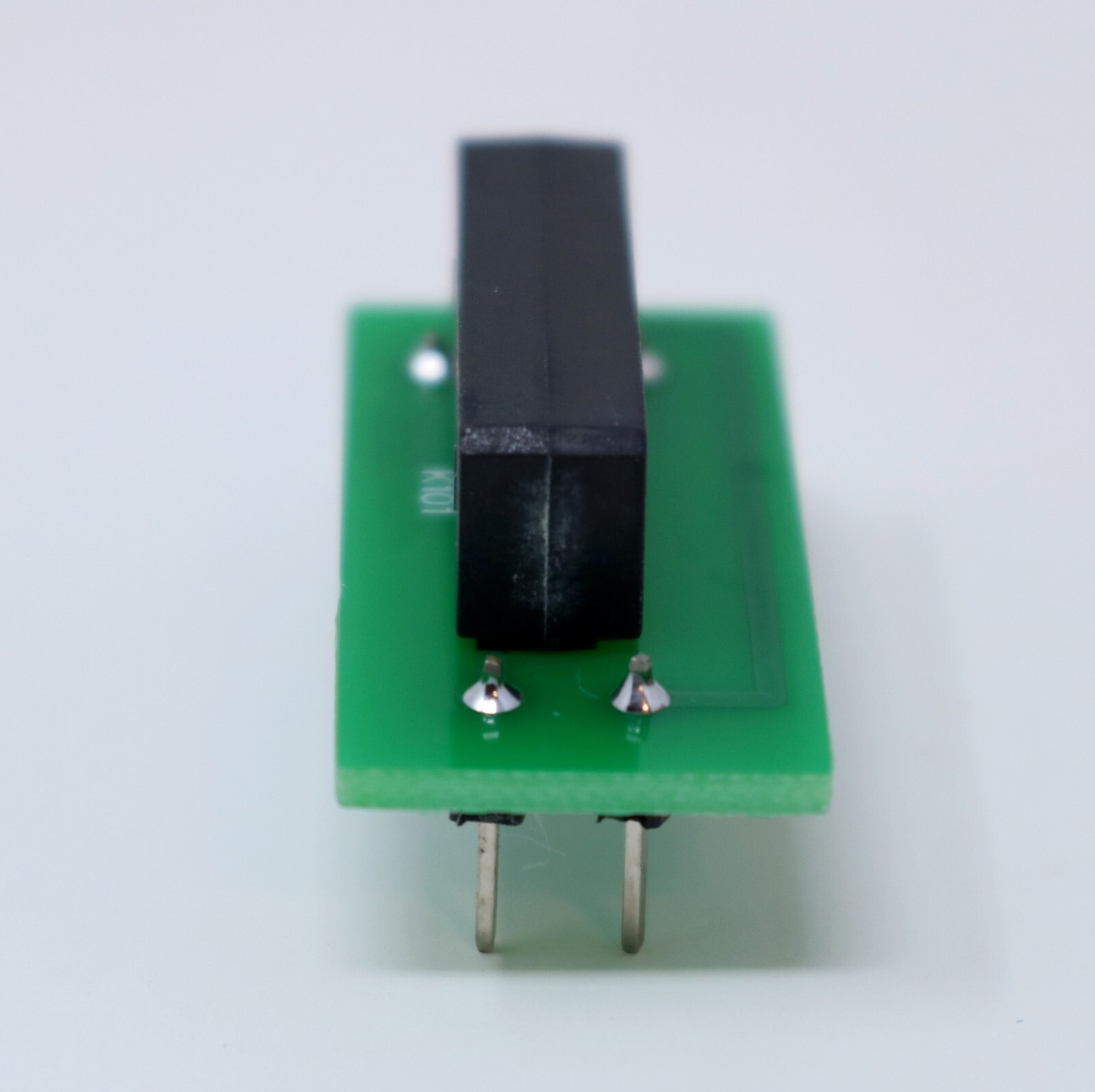 HP / Agilent Front Binding Post Block fits E3632A, E3633A, E3634A.
