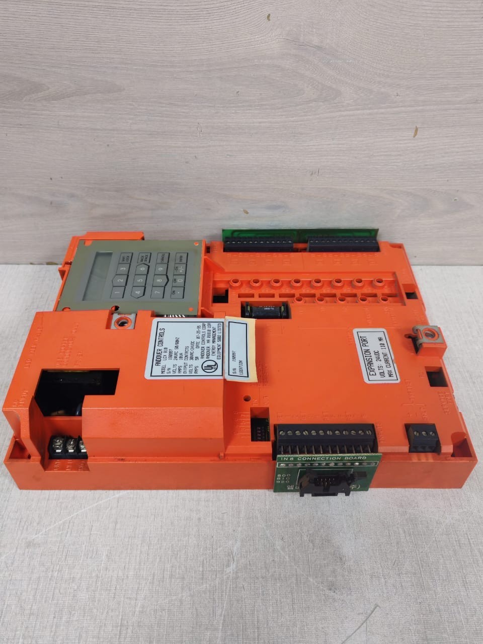 INFINITY ANDOVER CONTROLS LCX 810 24VAC 50/60HZ