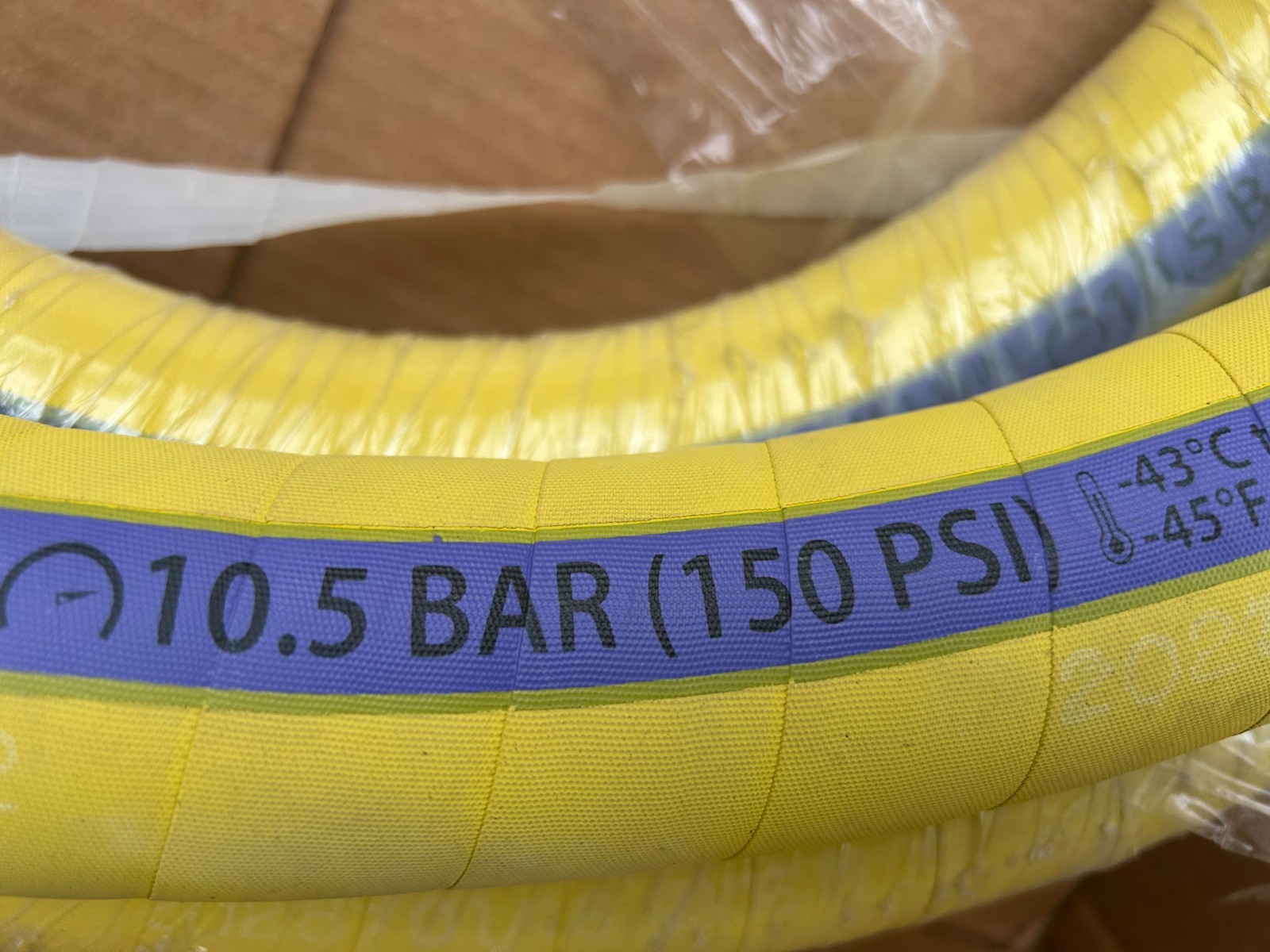 CHEMICAL HOSE BOSTON H034524-20. 1-1/2” X 20FT. 150 PSI NEW