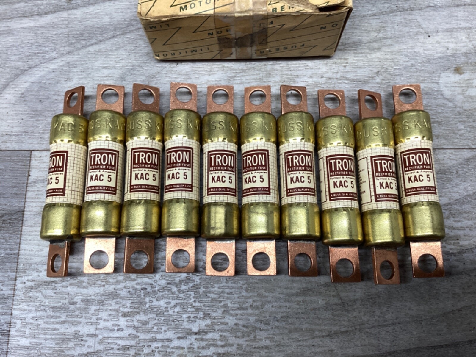 LOT OF 10 BUSSMANN BUSS TRON KAC 5 RECTIFIER FUSE 5A 600V 5 AMP #07D65*CO