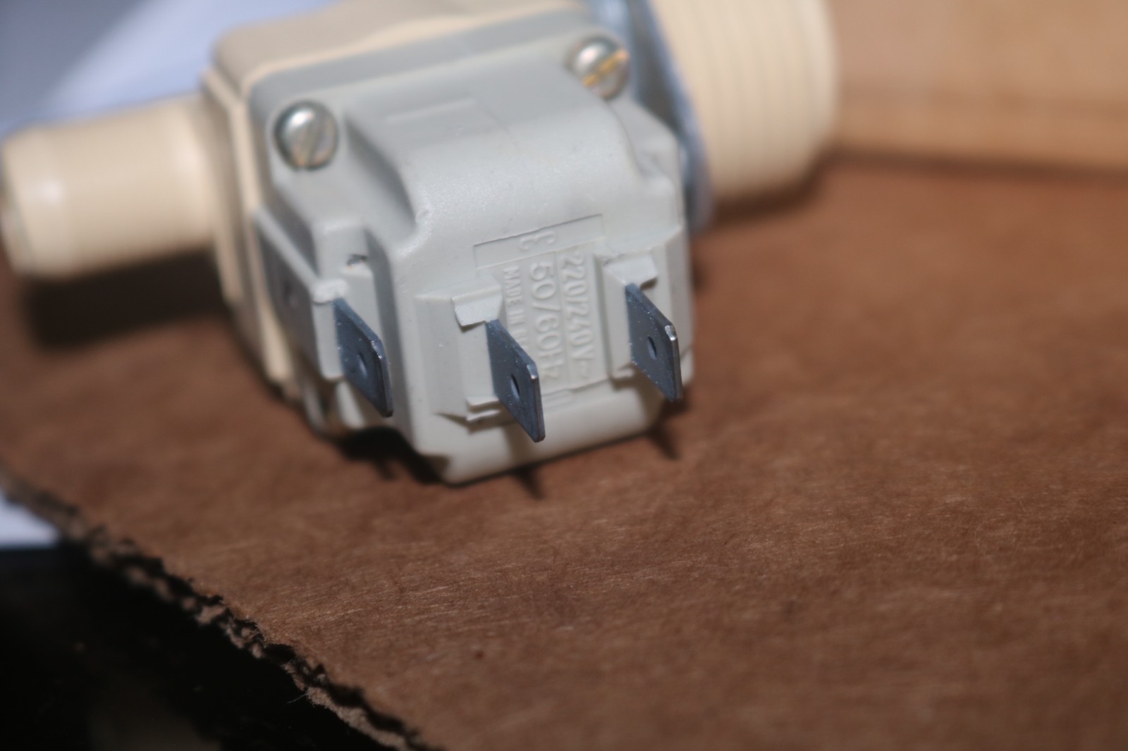 NOS Wascomat washing machine valve PN 471-8203-01 4820-01-141-5009