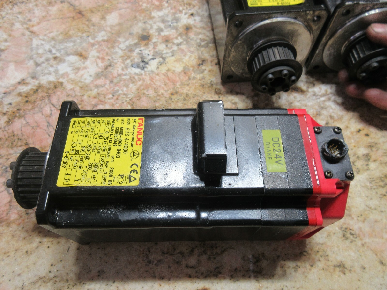 *SPECIAL PRICE* FANUC AC SERVO MOTOR A06B-0063-B403 A860-2020-T301 EACH 1