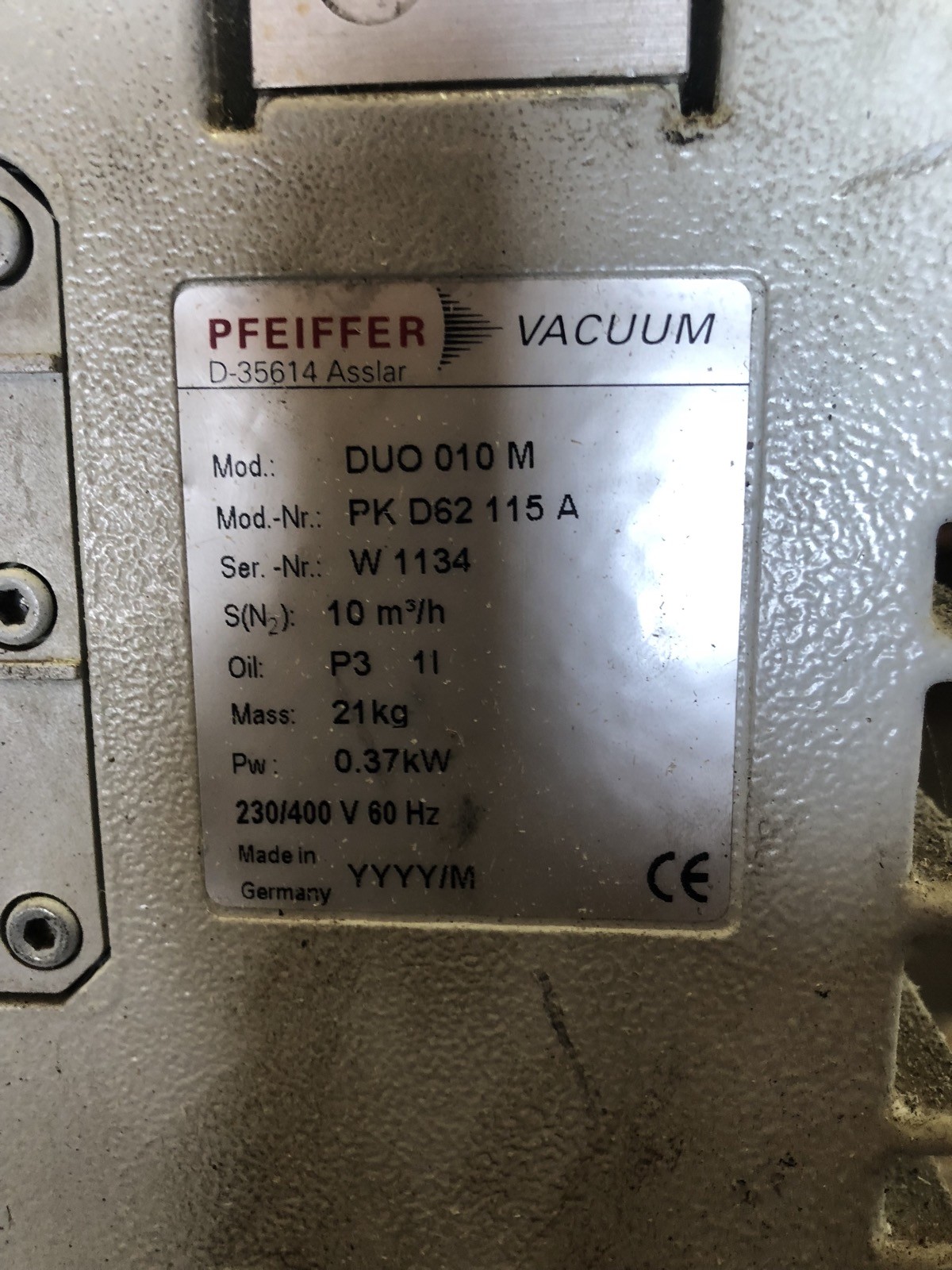 PFEIFFER DUO 010 M VACUUM D-35614 ASSIAR WITH AM71NY4Q4
