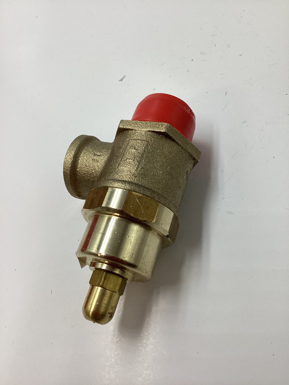 W.L Hamilton .96″ MPT Threaded Lead Free Brass Safety Release Valve