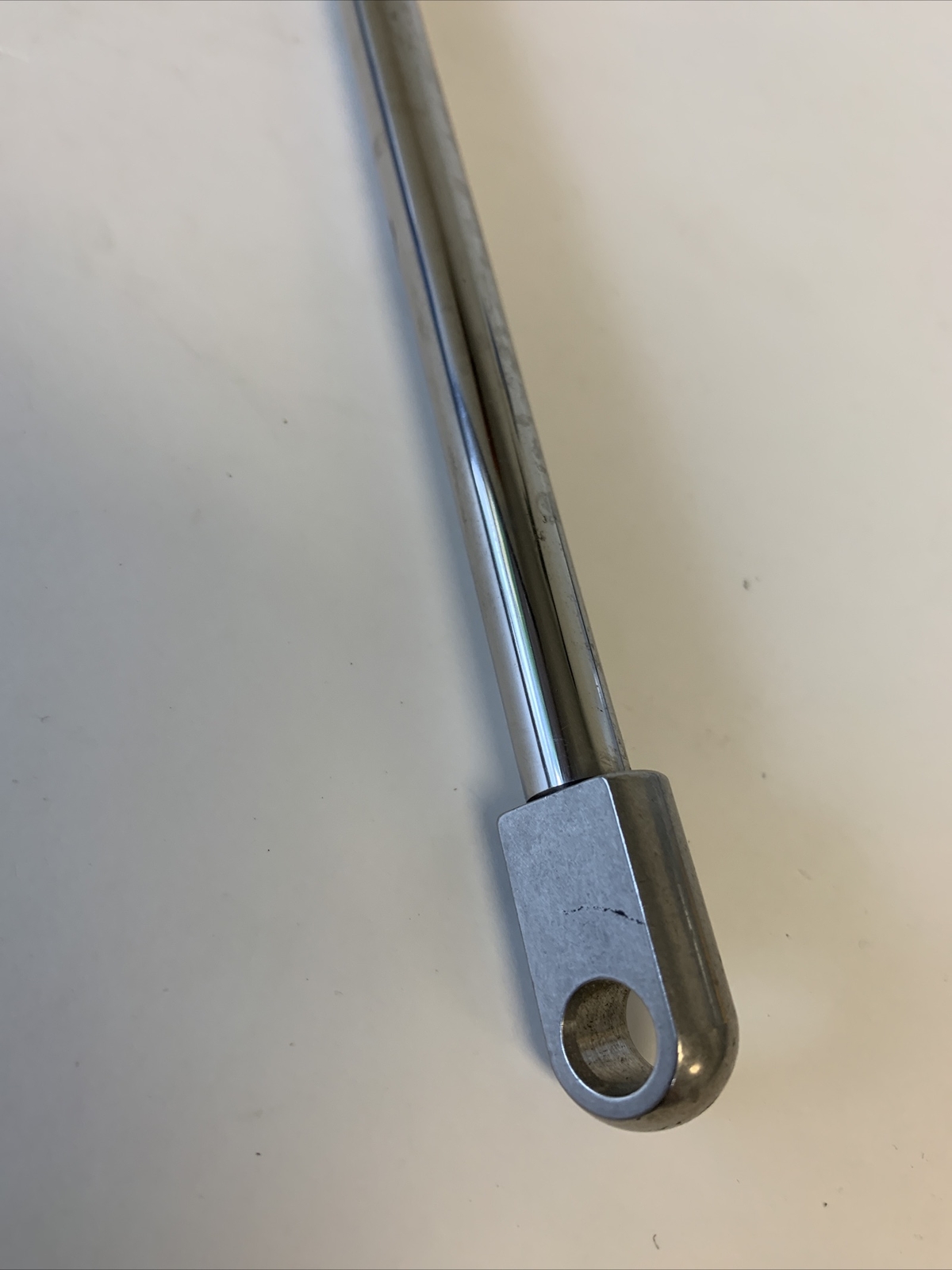 Bansbach Easylift A1A1N72-280-680-005 630N Gas Spring New No Box Fast Shipping!