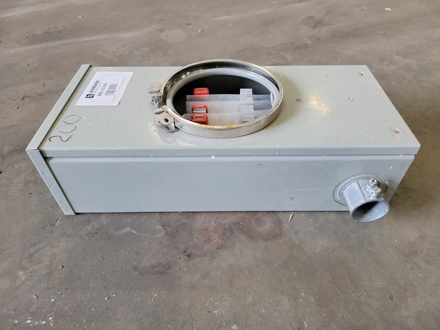 HYDEL SFC700PW 100 A, 600V PolyPhase Meter Socket w/ Hub Closure Plate –