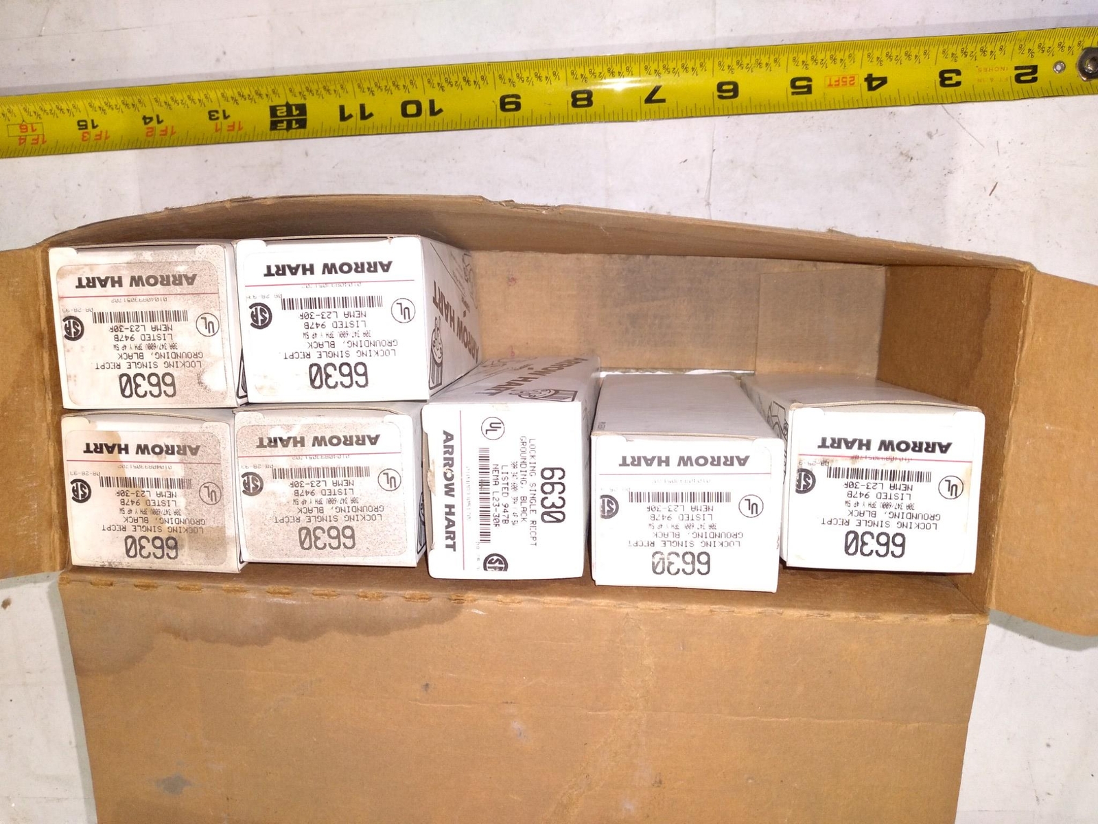 COOPER ARROW HART 6630 LOCKING GRD BLACK 30A ..each RECEPTICLE L23-30R