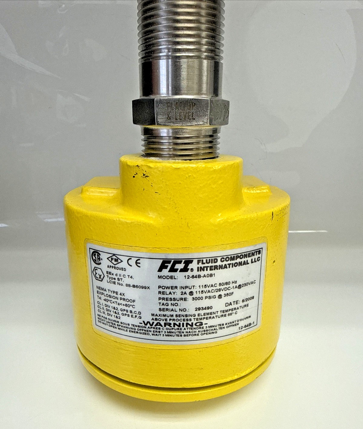 FCI 12-64B-A0B1 Flow Switch 115VAC 3000 PSIG NEMA4 X Explosion Proof