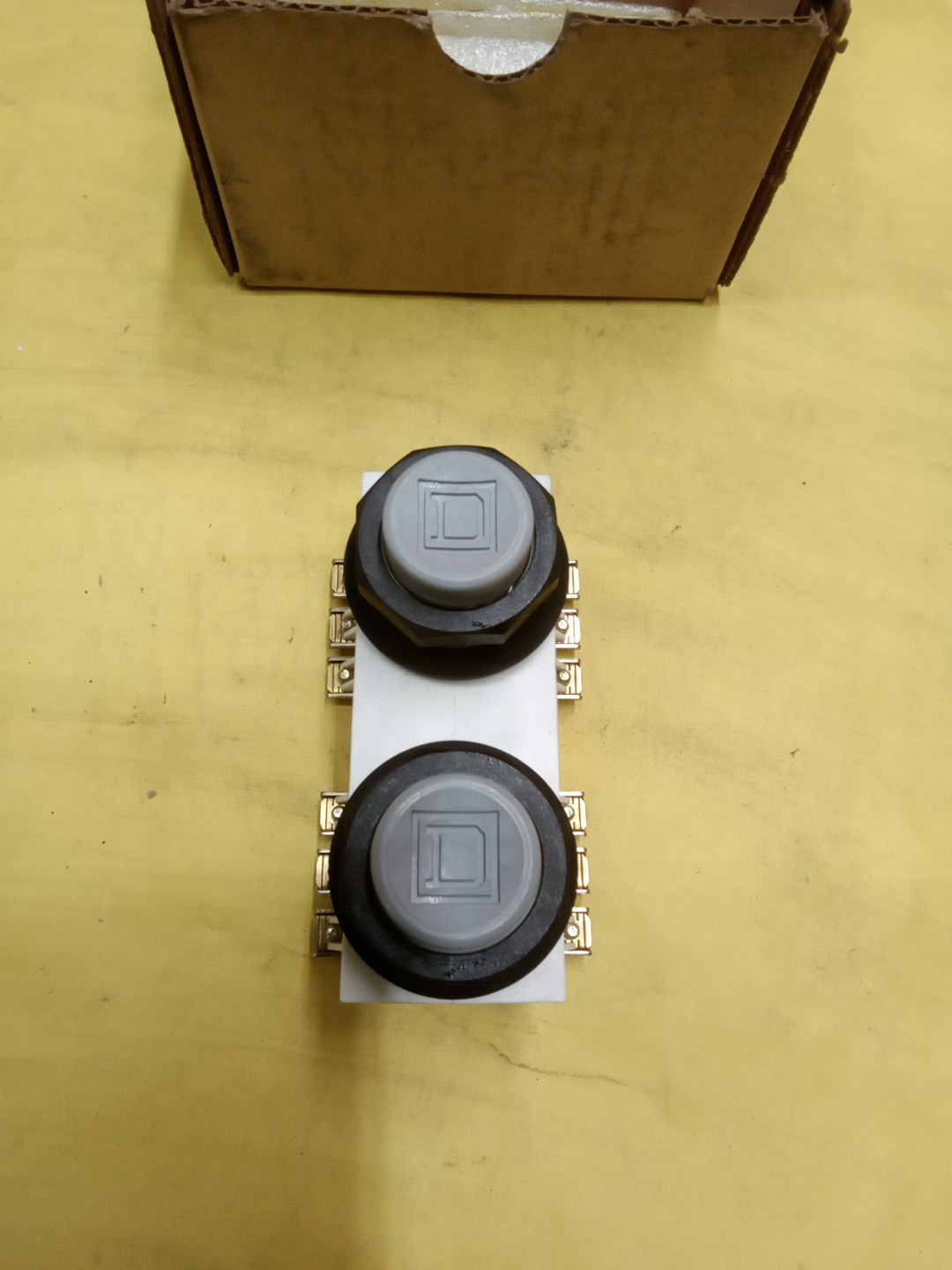 Square D 9001-SKRU-5 Speed Operator With Detent Ser. D