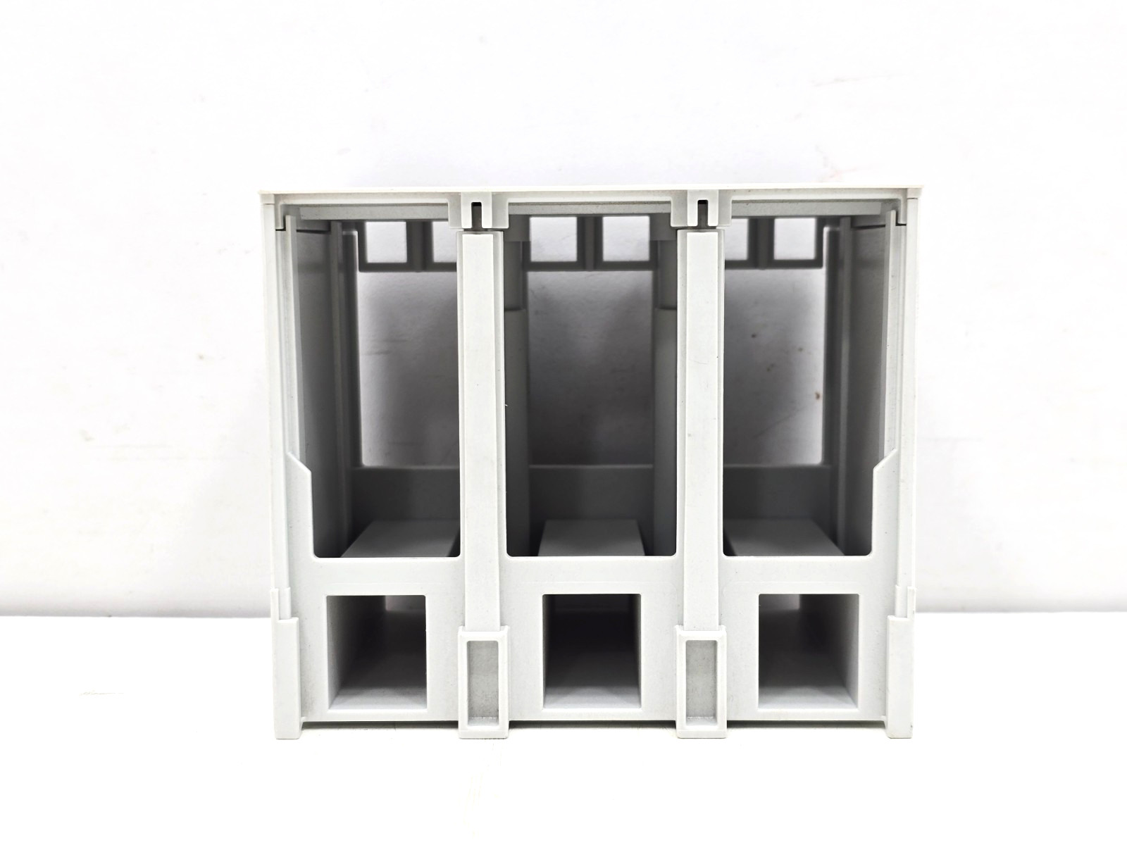 NZM2-XKSA EATON MOLDED CASE CIRCUIT BREAKER ACCESSORY BOX