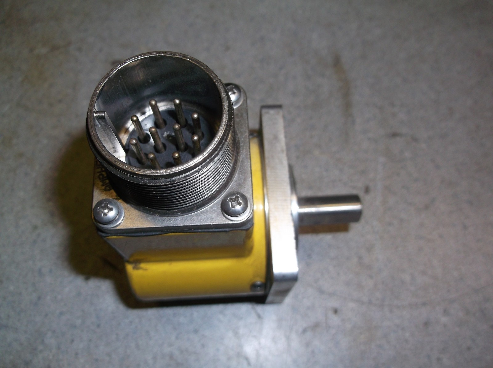 Stegmann C120 TV4-200-111-121 8-24VDC Rotary Encoder Sensor Assembly