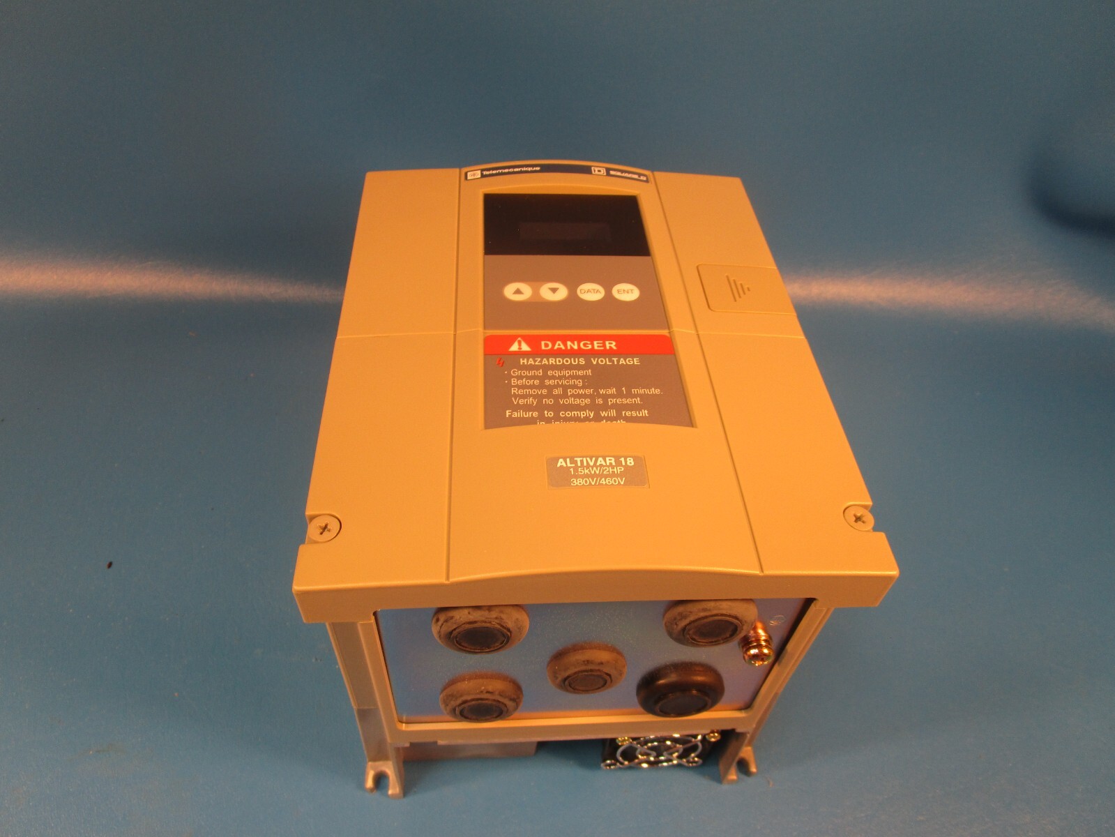 Telemecanique ATV18U29N4U, AC Drive, 2 HP/1.5 KW, 380-460VAC, 50/60HZ (SCHNEIDER