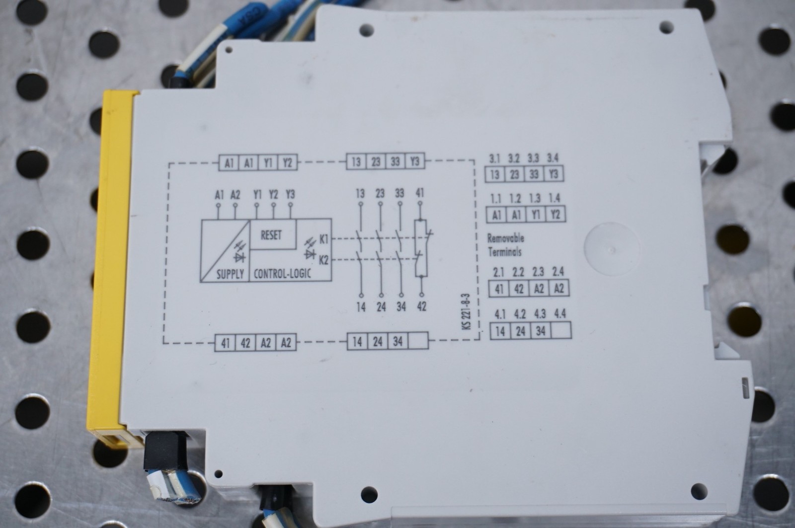 (Qty 2) Wieland Schleicher SNO 4003K safety relay R1.188.0400.1