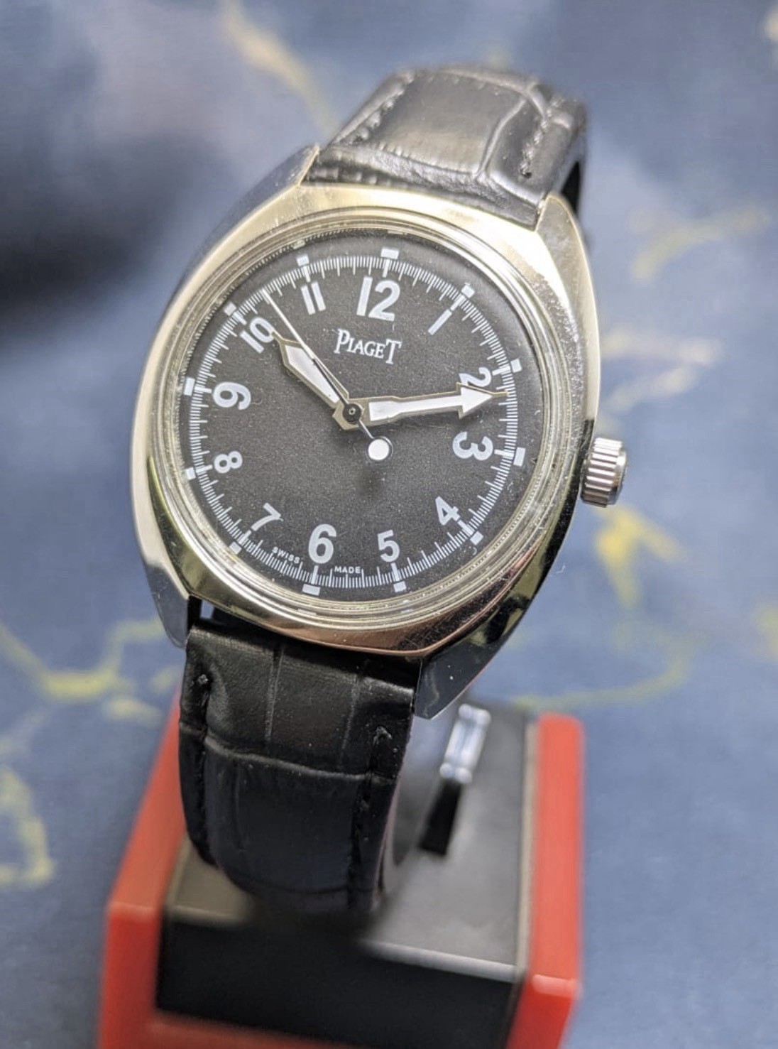 Vintage Piaget 17 Jewels Manual Winding Swiss Made Men’s Watch