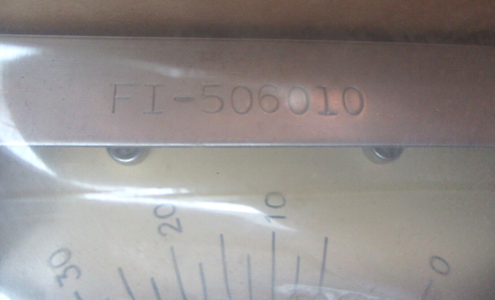 UFM MN-FSE30GM-12-32V 1.0-A0WD A6940WVS