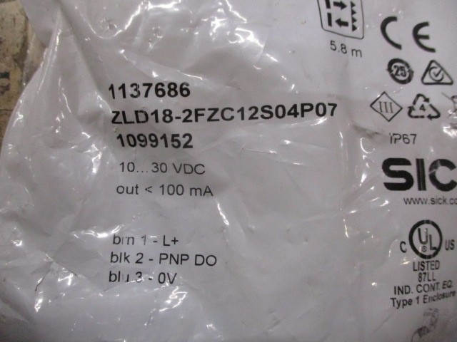 SICK ZLD18-2FZC12S04P07 Photoelectric Sensor 1137686 1099152 PNP DO *NEW*