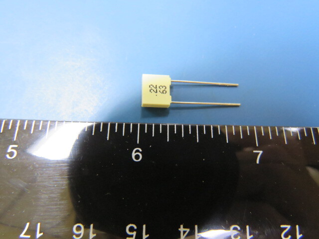 KEMET ELECTRONICS CORP R82DC3220DQ60J Qty of 100 per Lot Capacitor, Polyester M