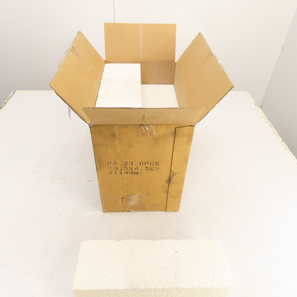 BNZ PA-23 Insulating Fire Brick 2300° 13.5″ x 4.5″ x 3″ Box Of 8