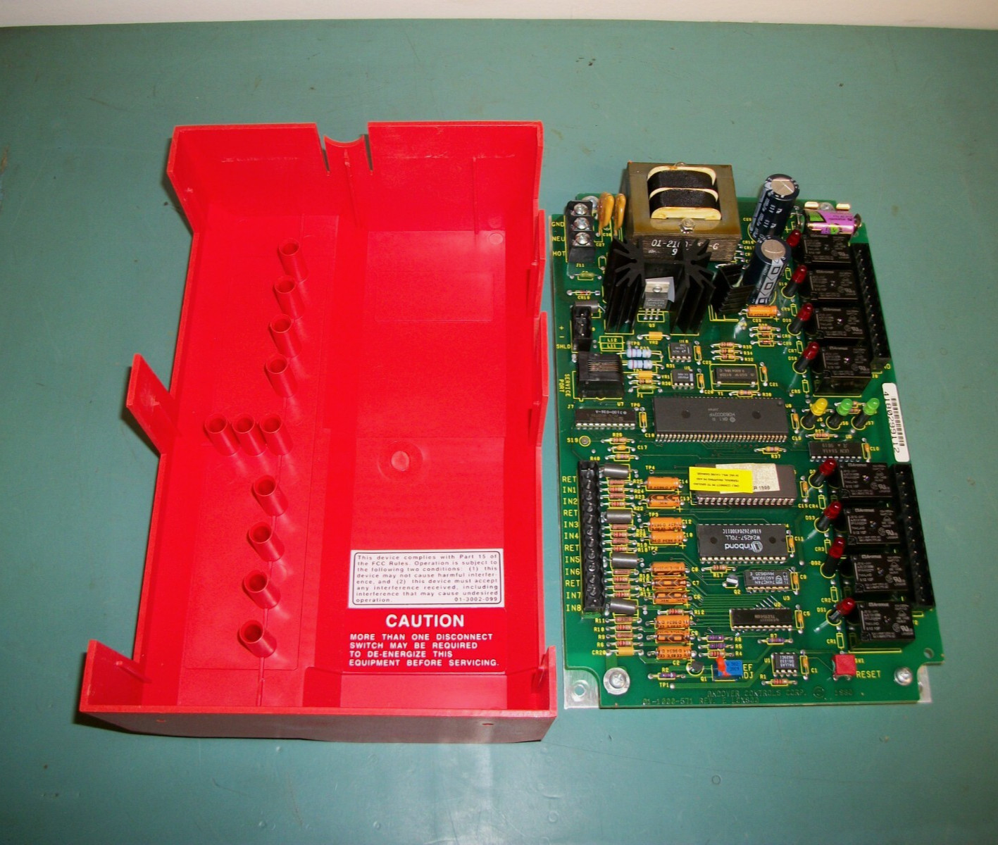 INFINITY ANDOVER CONTROLS LCX 800 Series 800 Infinity Controller Module & Case