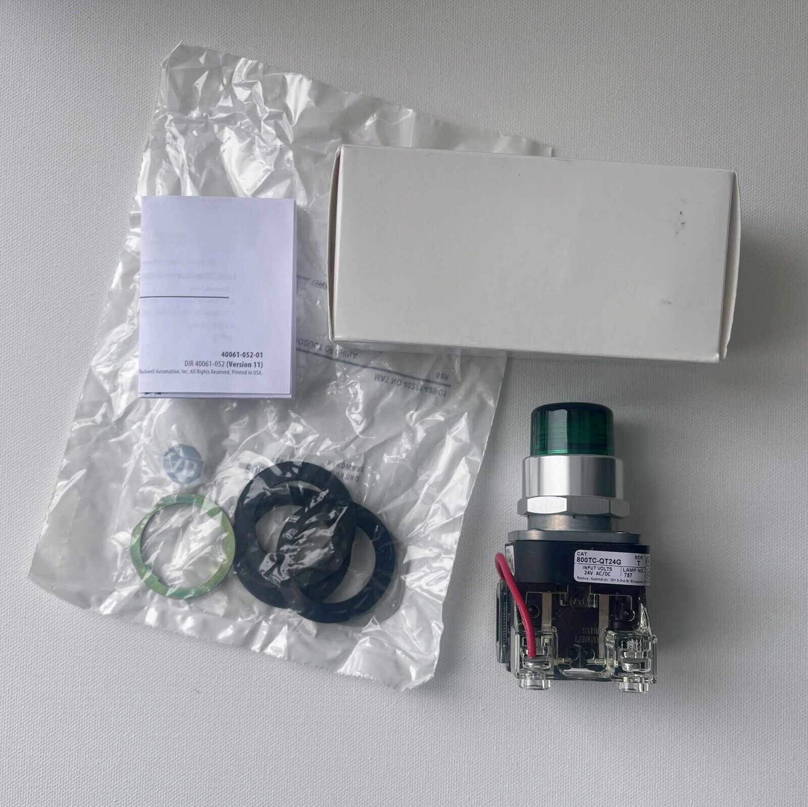 New! Allen Bradley 800TC-QT24G 30mm Pilot Light Green 24V AC/DC Free Shipping!
